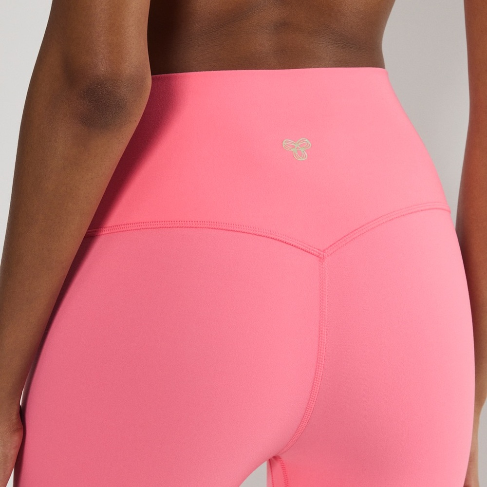aritzia Pink High-Waisted Leggings